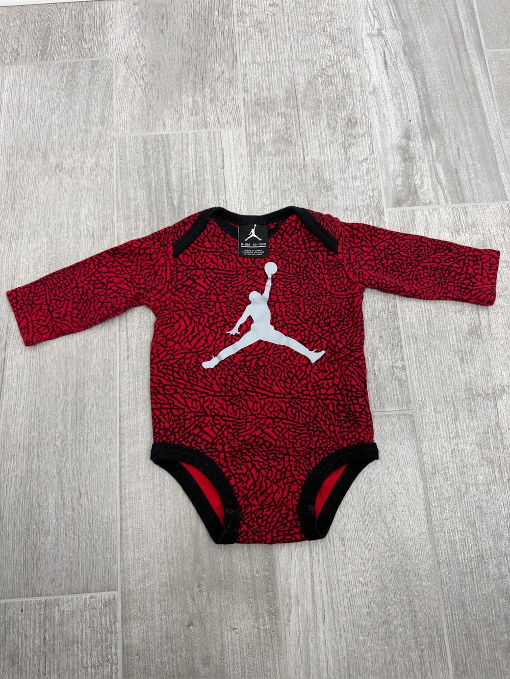 Jordan infant bodysuit red black elephant print jumpMan logo size 0-6 months